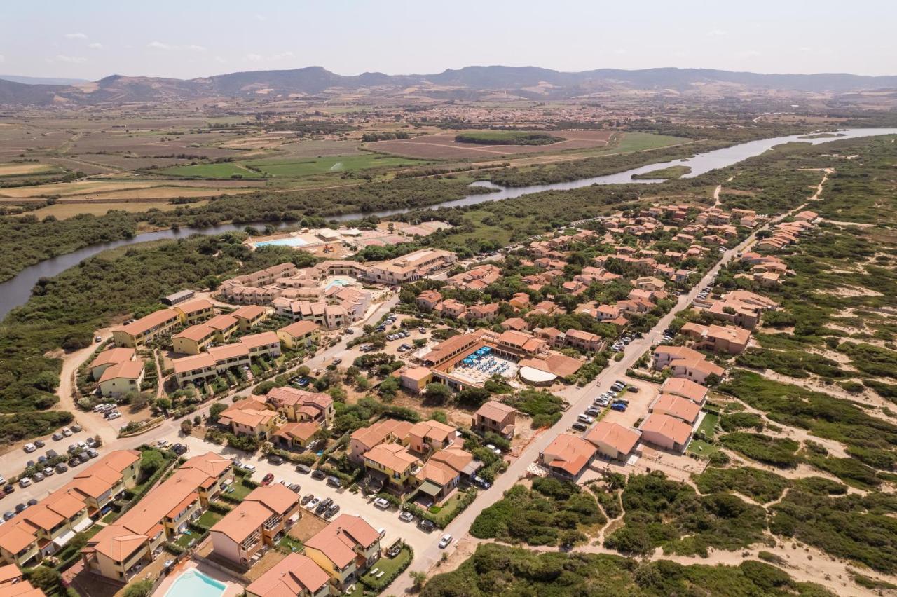 Mimose Beach Village Badesi Exteriör bild